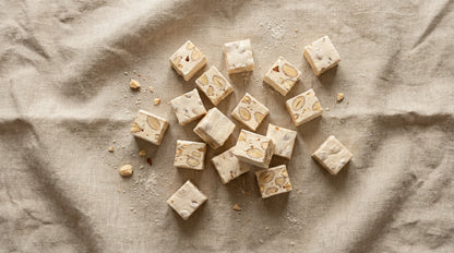 Almond Nougat Delight – Nougat Mandeln cremig, Khan's Wien