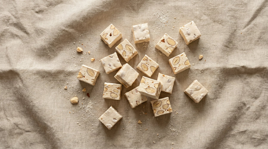 Almond Nougat Delight – Nougat Mandeln cremig, Khan's Wien