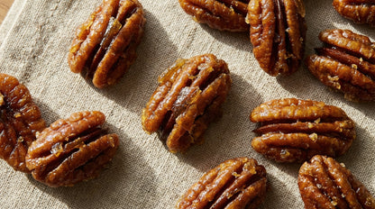 Pecan Caramel Luxe – Karamell Pekannüsse golden, Khan's Wien